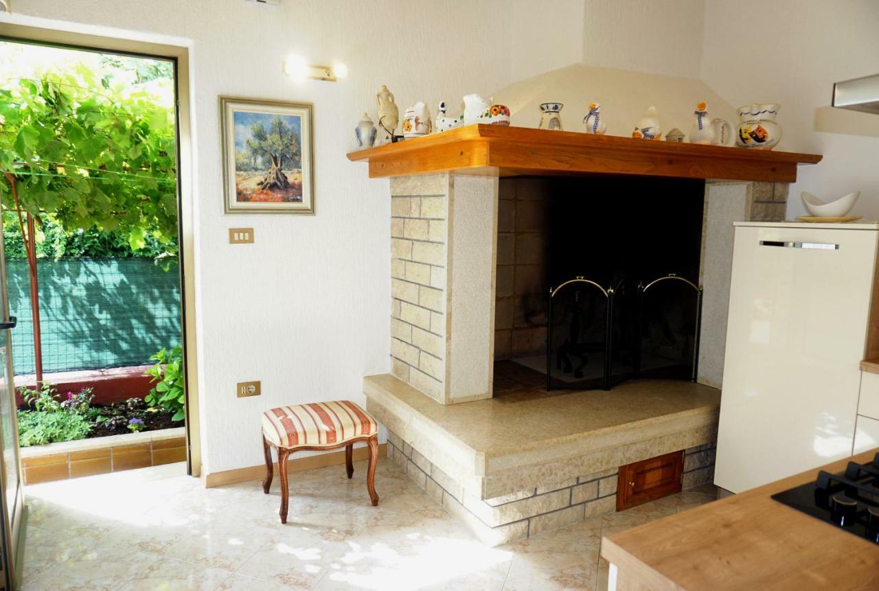 Antonio Apartment 2 Ровин Екстериор снимка
